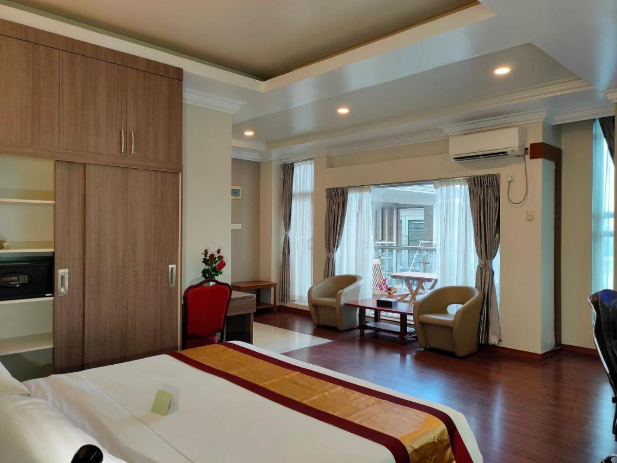 Hotel Grand United - Ahlone Branch Янгон Экстерьер фото