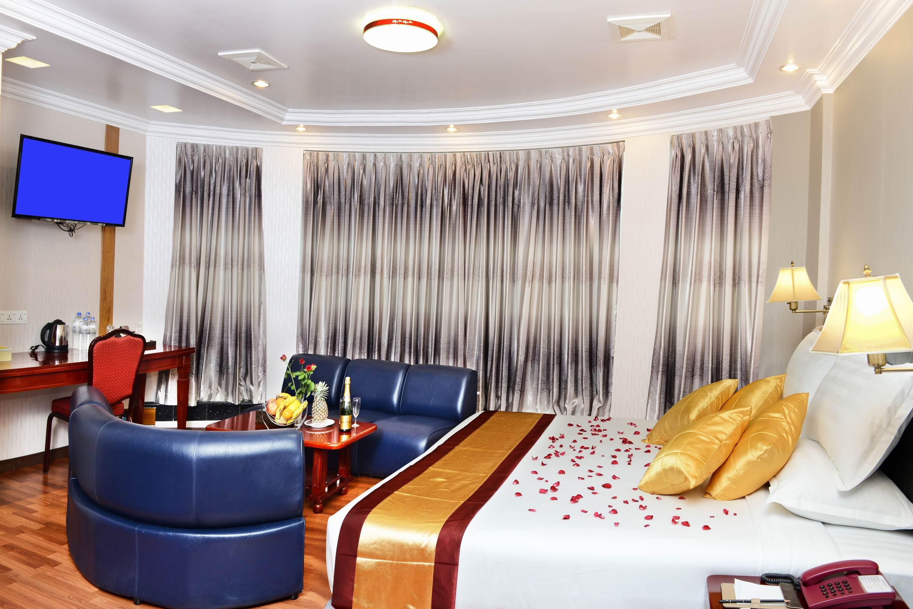 Hotel Grand United - Ahlone Branch Янгон Экстерьер фото