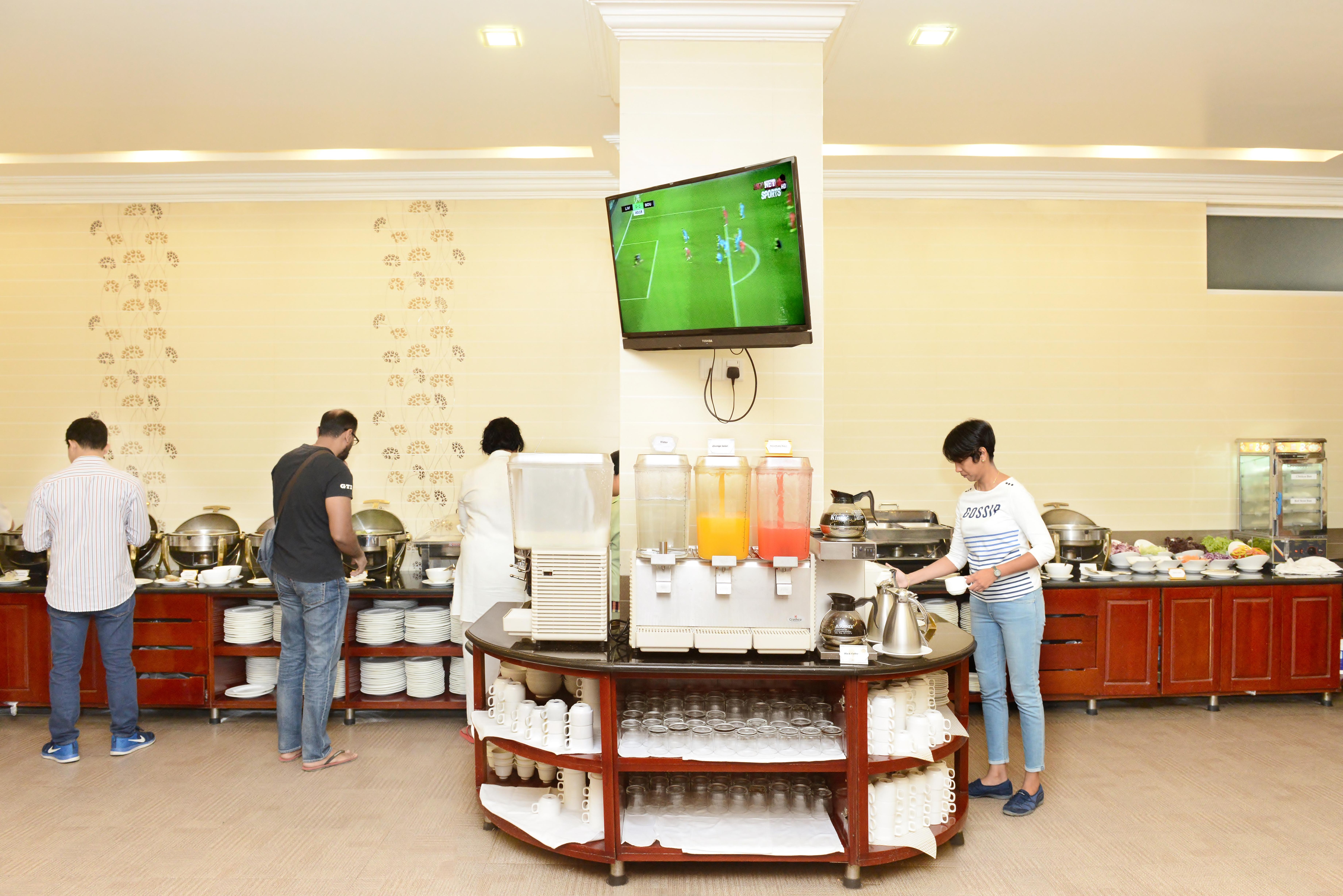 Hotel Grand United - Ahlone Branch Янгон Экстерьер фото